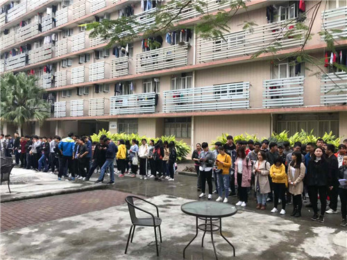 安置学生实习就业场景